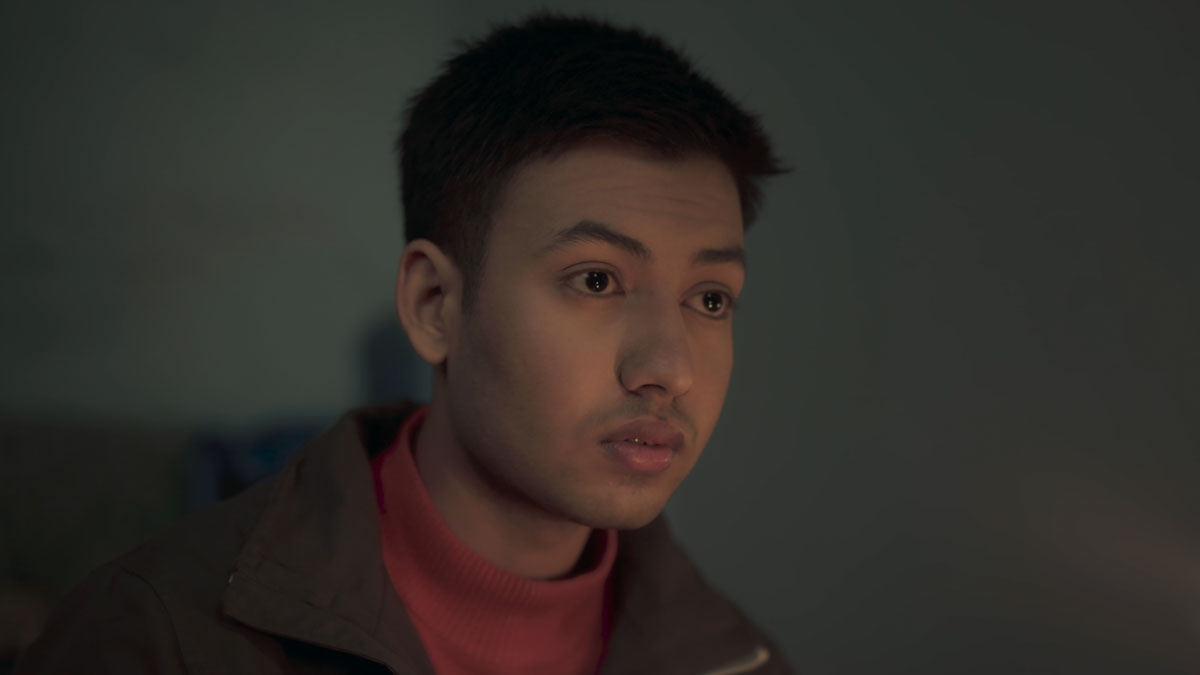 Thorns and Roses - Photo 1